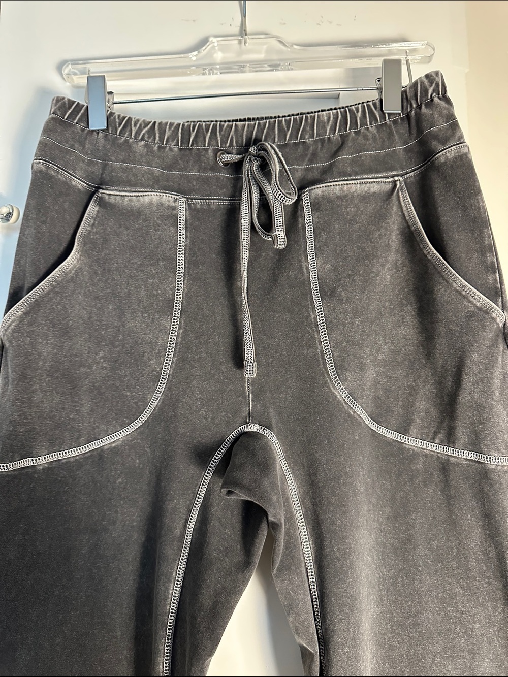 FREE PEOPLE MOVEMENT New Flow Flare Leggings/Pants Dark Gray SIZE LARGE EUC - Picture 2 of 4